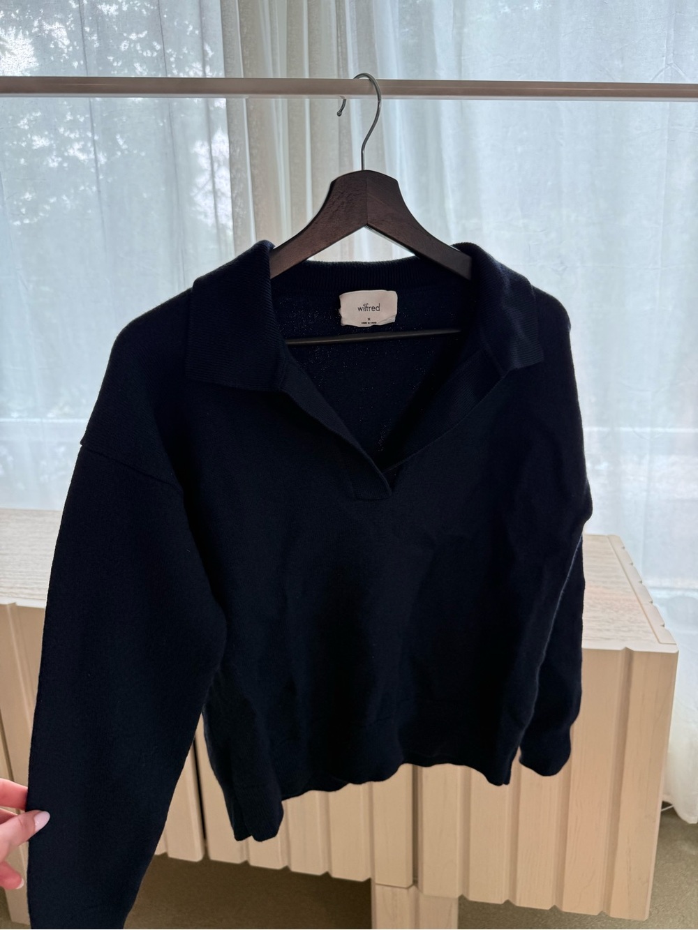 Wilfred Aritzia sweater size medium